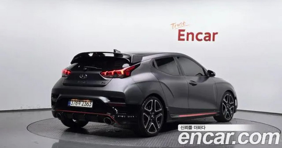 Hyundai Veloster 