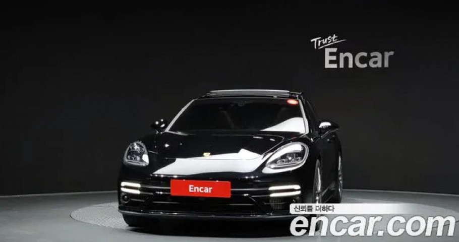 Porsche Panamera 