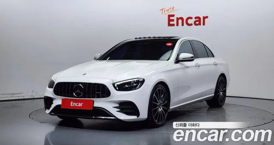 Mercedes-Benz E-Class 