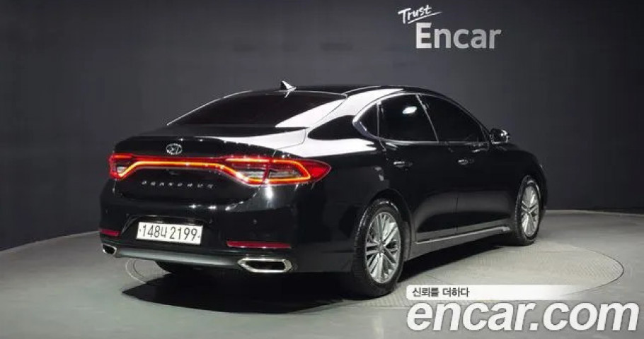 Hyundai Grandeur 