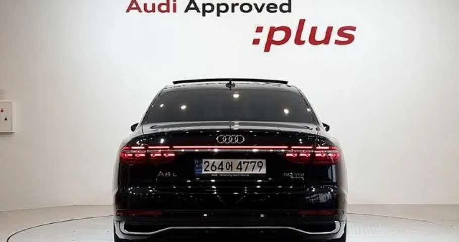 Audi A8 