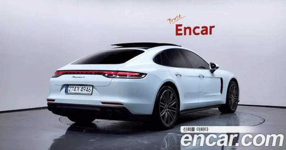 Porsche Panamera 