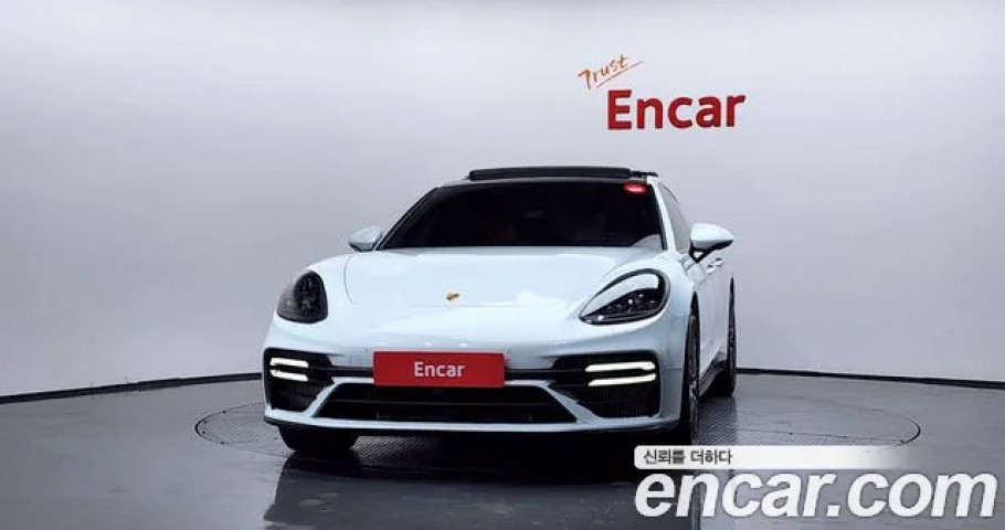 Porsche Panamera 