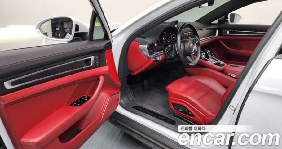 Porsche Panamera 