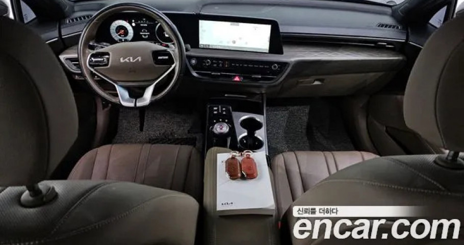 Kia K8 