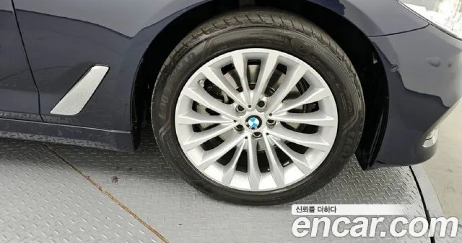 Bmw 5-Series 