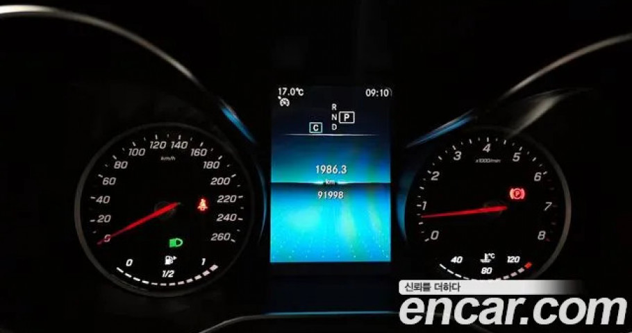 Mercedes-Benz C-Class 