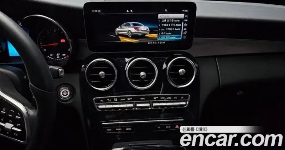 Mercedes-Benz C-Class 