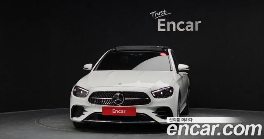 Mercedes-Benz E-Class 