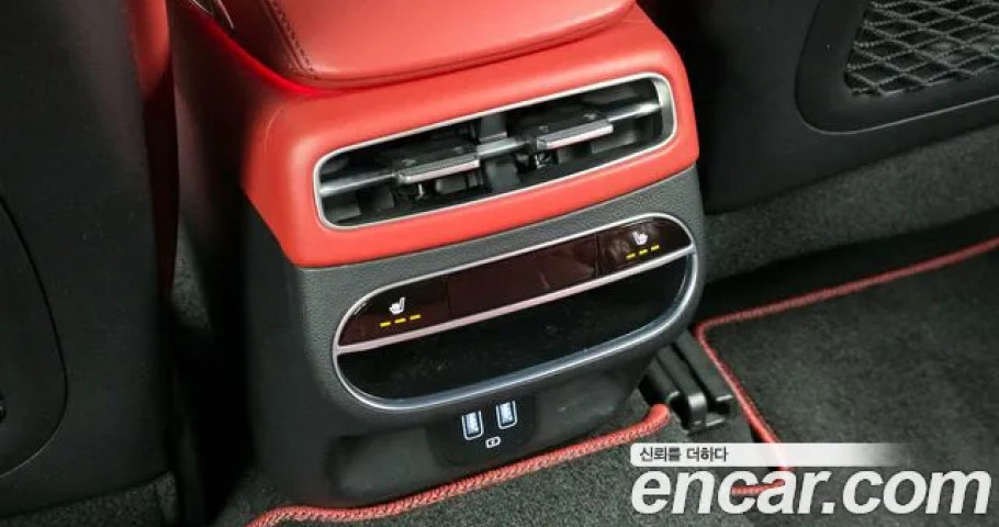 Genesis Gv70 