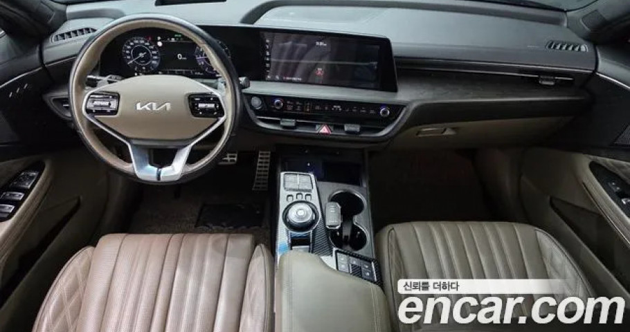 Kia K8 