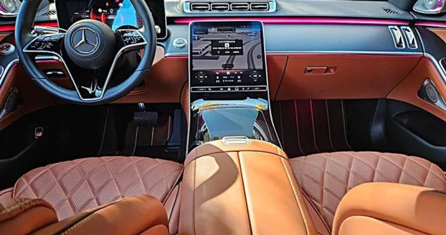Mercedes-Benz S-Class 
