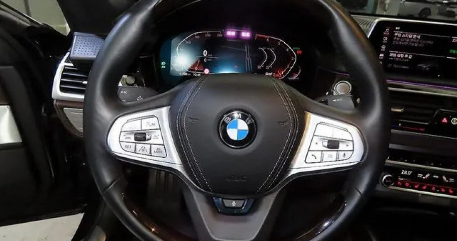 Bmw 7-Series 