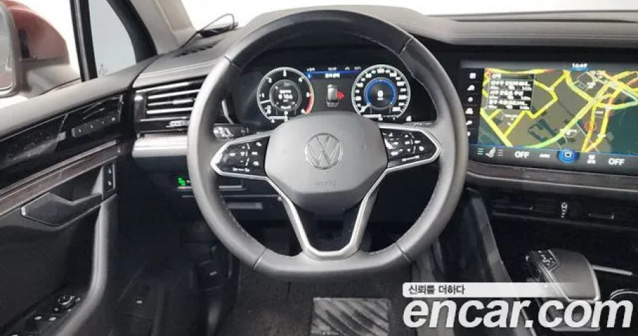 Volkswagen Touareg 