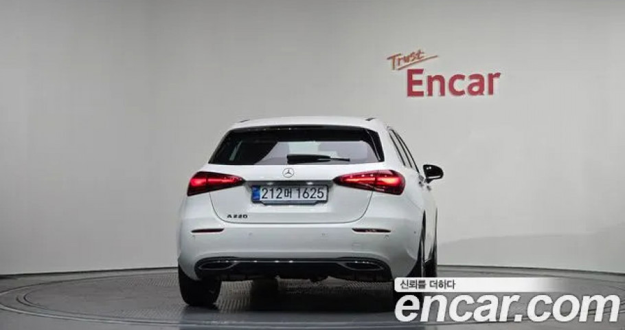 Mercedes-Benz A-Class 