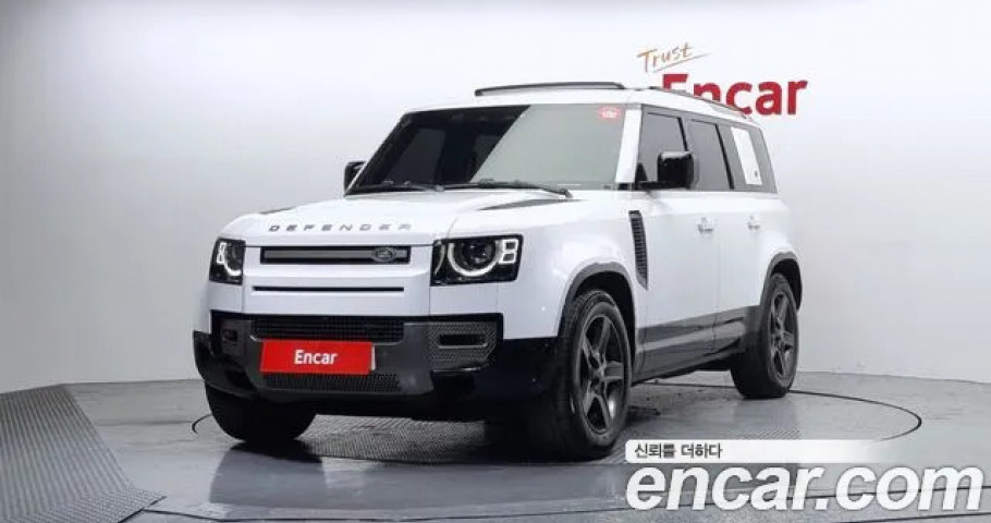 Land Rover Defender 