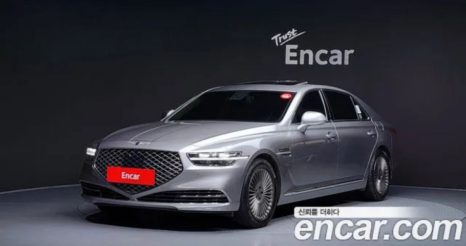 Genesis G90 