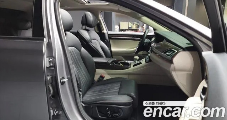 Genesis G90 