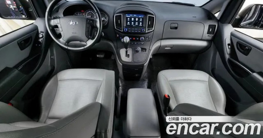 Hyundai Starex 