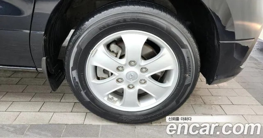 Hyundai Starex 