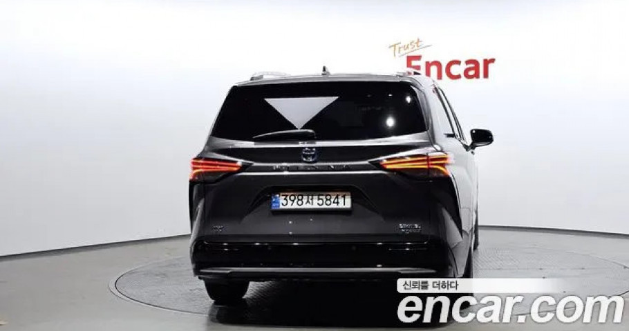 Toyota Sienna 