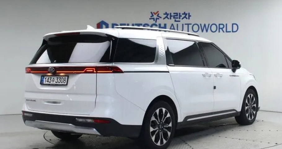 Kia Carnival 