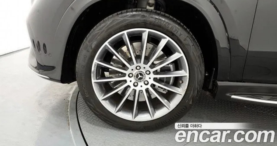 Mercedes-Benz GLE-Class 