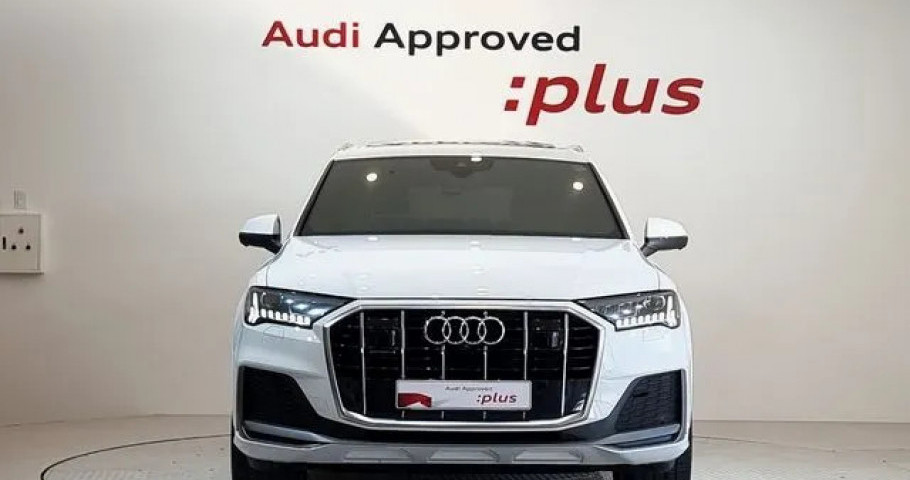 Audi Q7 