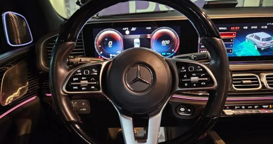 Mercedes-Benz GLS-Class 