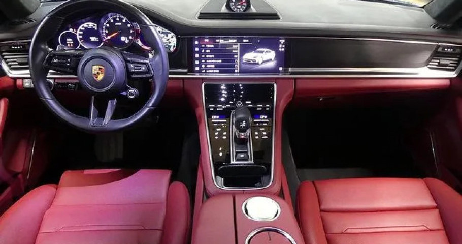 Porsche Panamera 