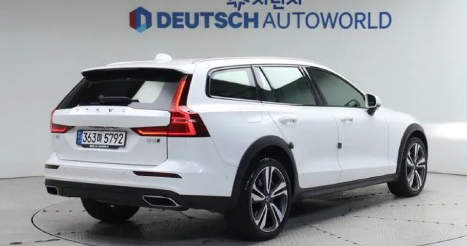 Volvo V60 