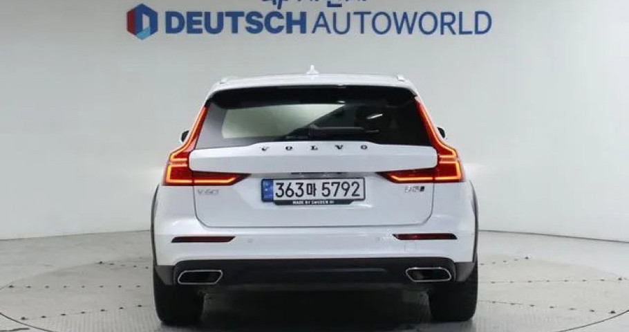 Volvo V60 