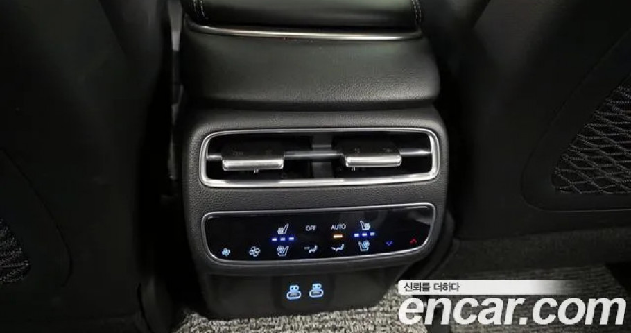 Genesis Gv70 