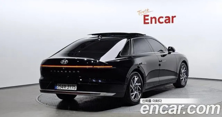 Hyundai Grandeur 
