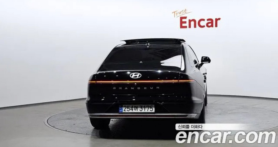 Hyundai Grandeur 