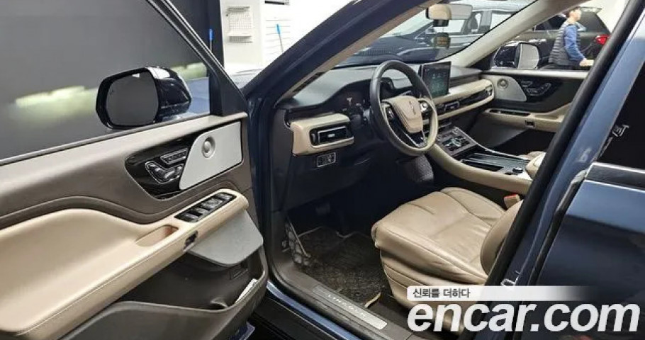 Lincoln Aviator 