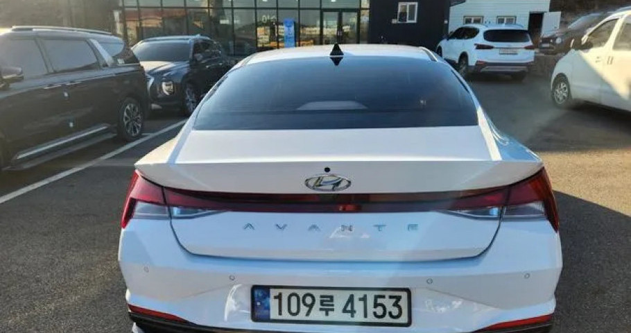 Hyundai Avante (Elantra) 