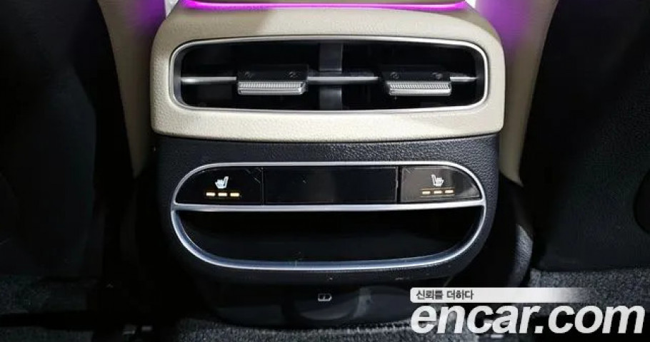 Genesis Gv70 