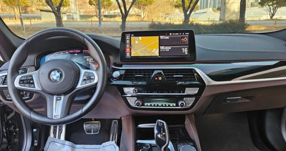 Bmw 5-Series 