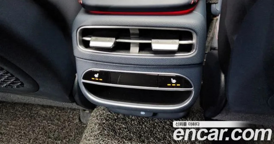 Genesis Gv70 