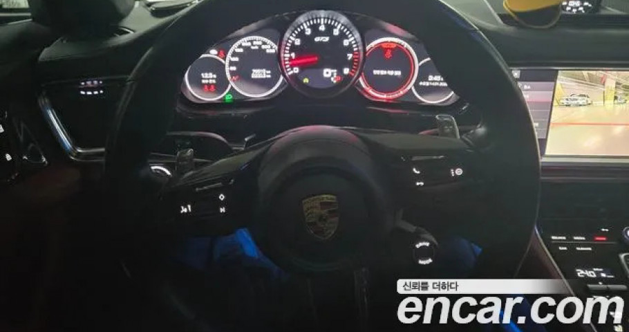 Porsche Panamera 