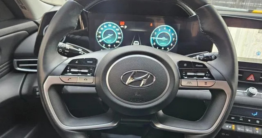 Hyundai Avante 