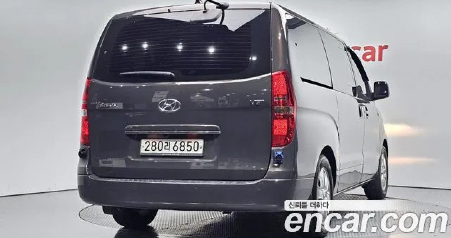 Hyundai Starex 