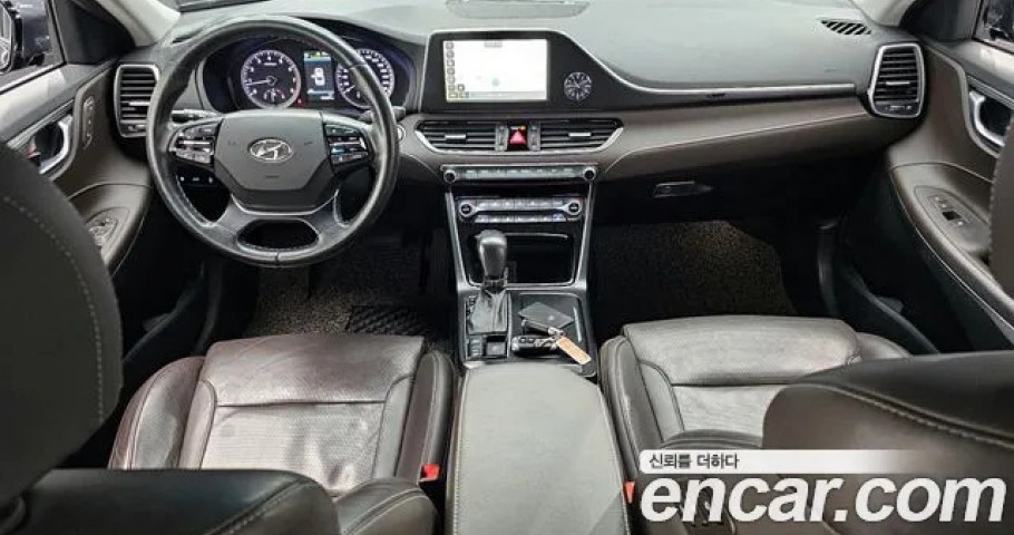 Hyundai Grandeur 