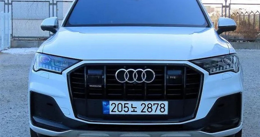 Audi Q7 