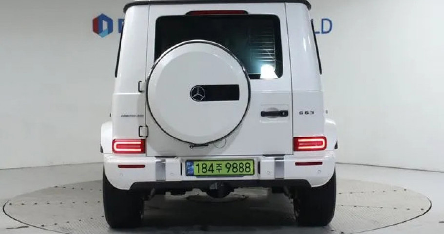 Mercedes-Benz G-Class 