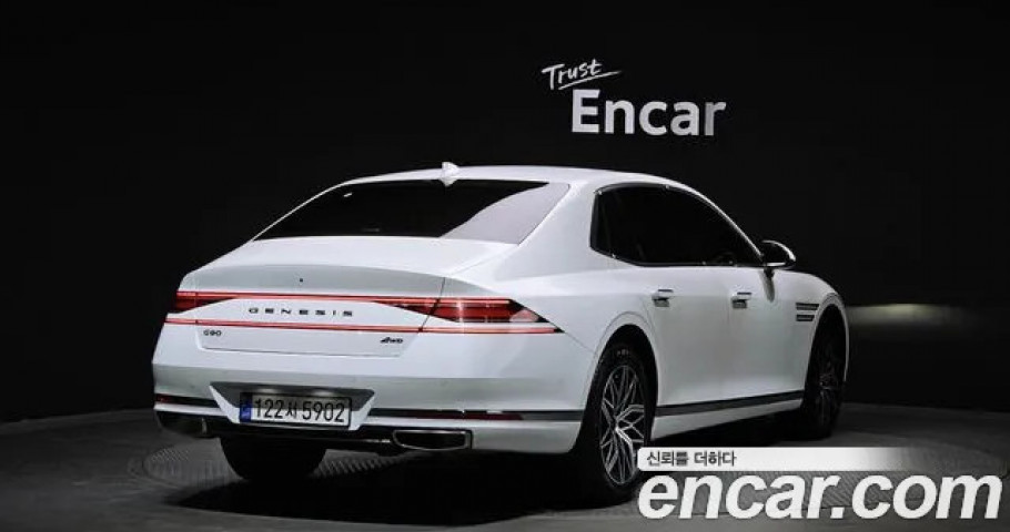 Genesis G90 