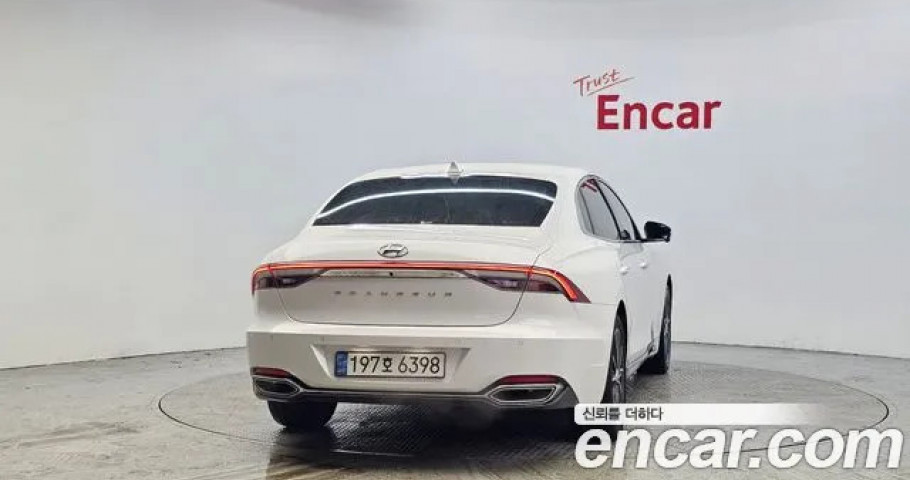 Hyundai Grandeur 