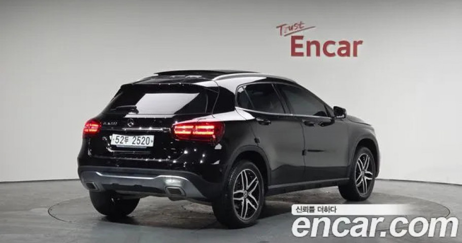 Mercedes-Benz Gla-Class 