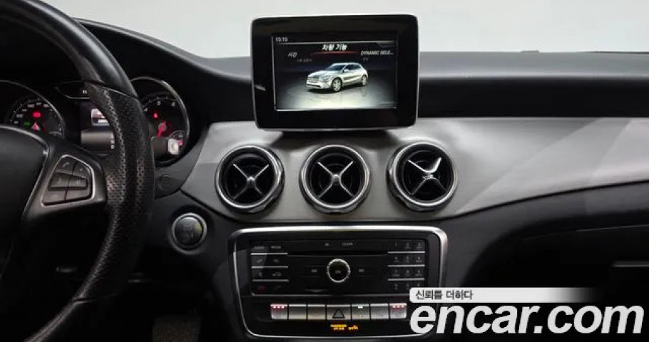 Mercedes-Benz Gla-Class 